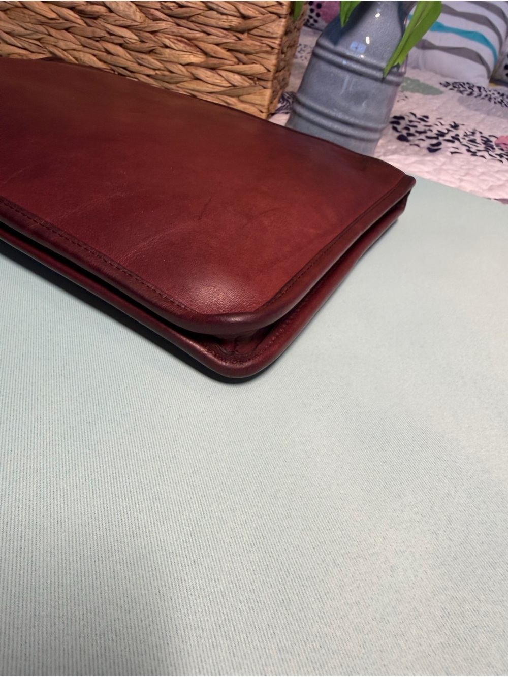 Vintage 70s COACH NYC Large Slim Clutch Portfolio, Burgandy 9555 w/Wrist Strap - Picture 8 of 15